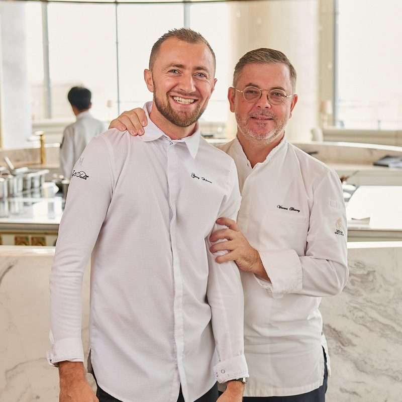 Meet the Chef Gary Alezra with Thierry Vincent -Chefs table two michelin star restaurant -Chefs MAG by All4Chefs