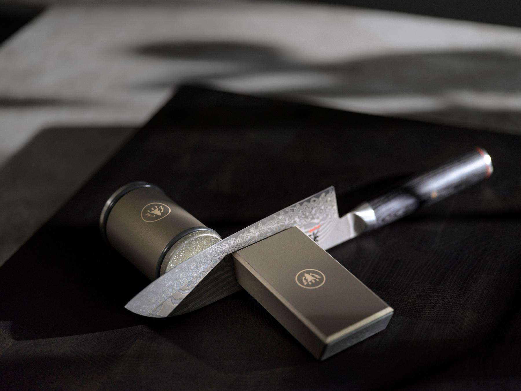 HORL Sharpener on chef’s table – Knife care for Italian cuisine – All4Chefs